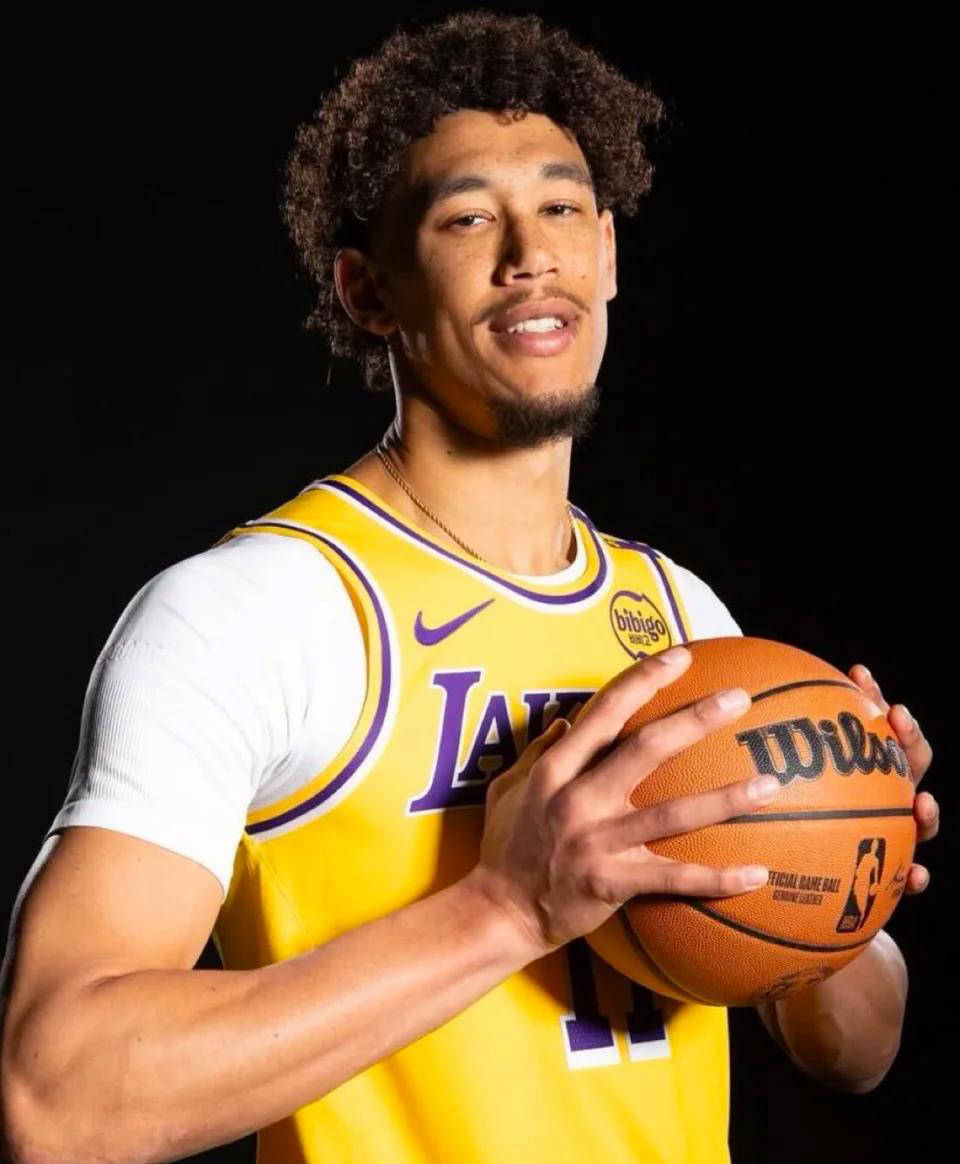 球天下官网-2024湖人vs鹈鹕全场回放最新